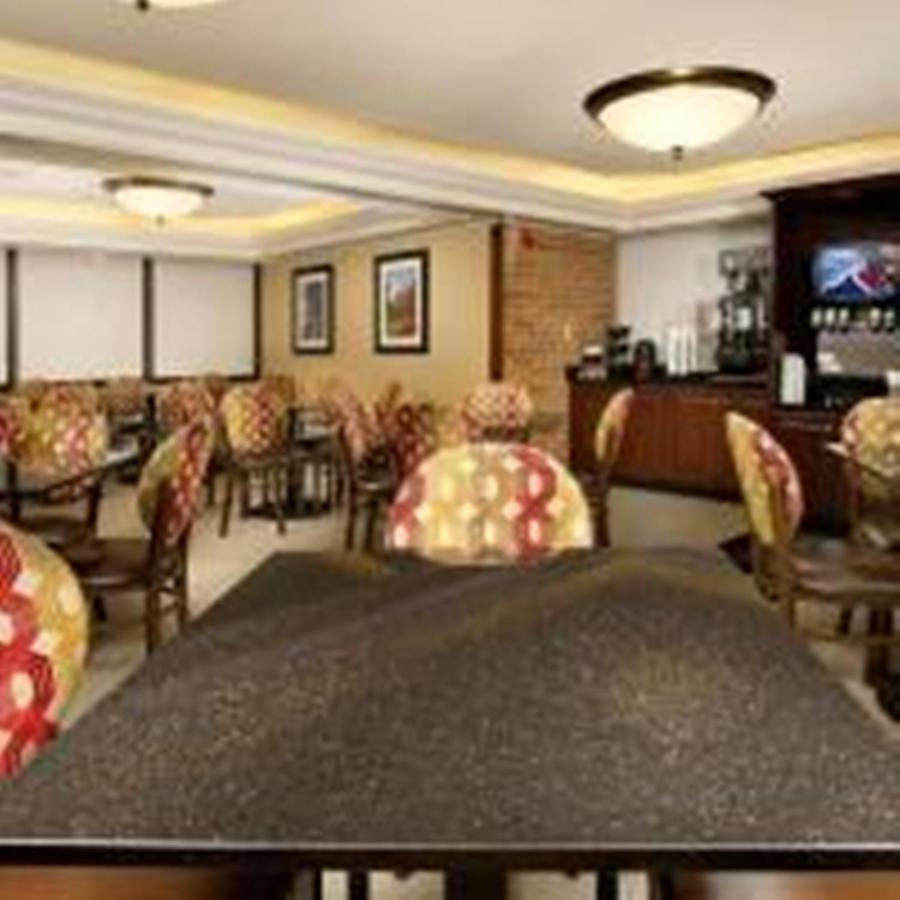 Hotel Lotus Kansas City Merriam Kültér fotó